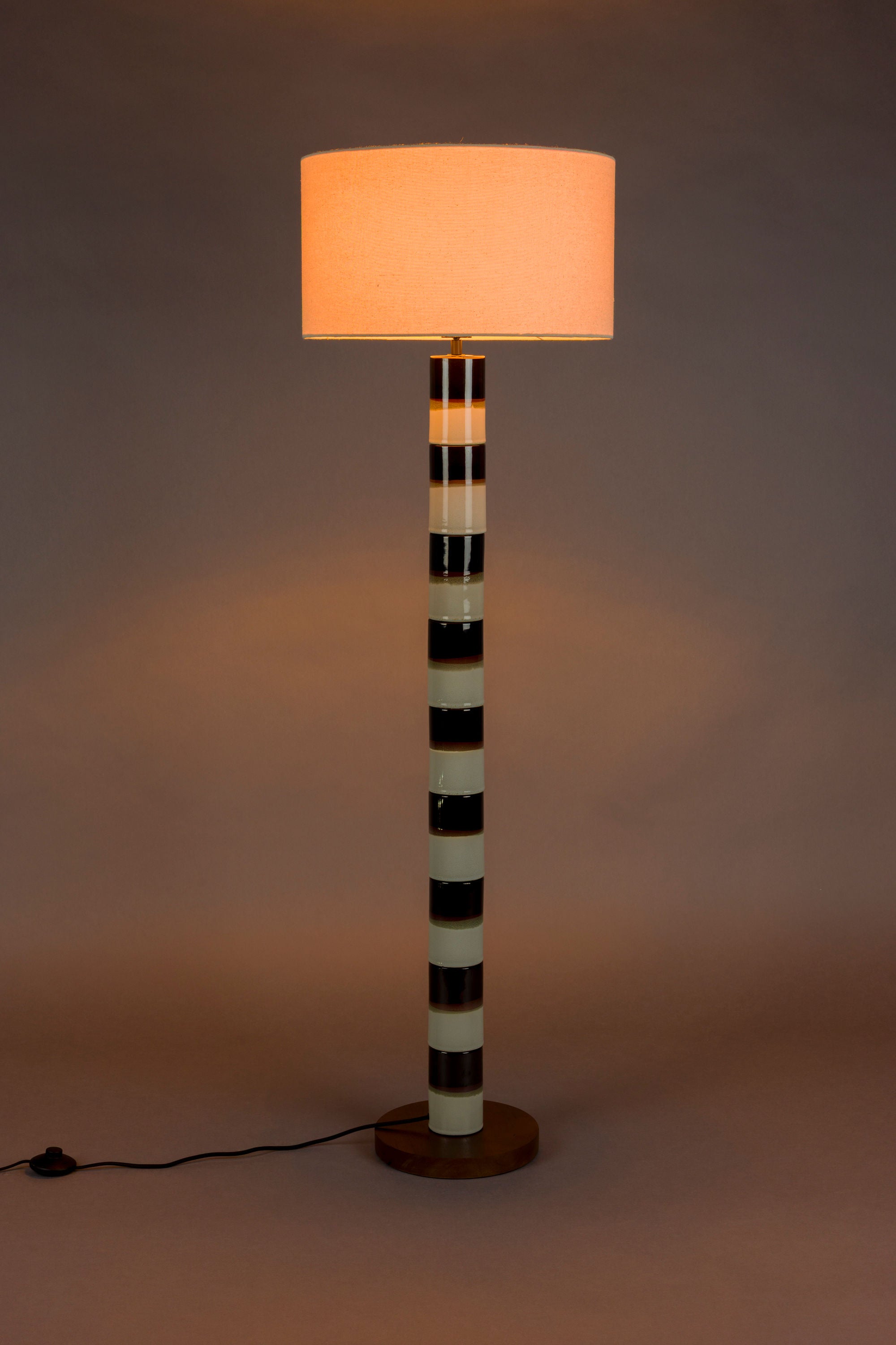 Dutchbone Vertigo Stacked Ceramic Black & White Floor Lamp